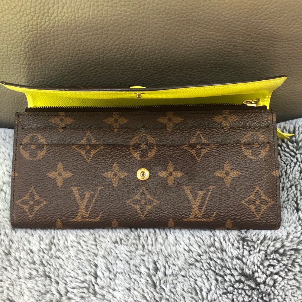 Louis Vuitton Emilie Wallet